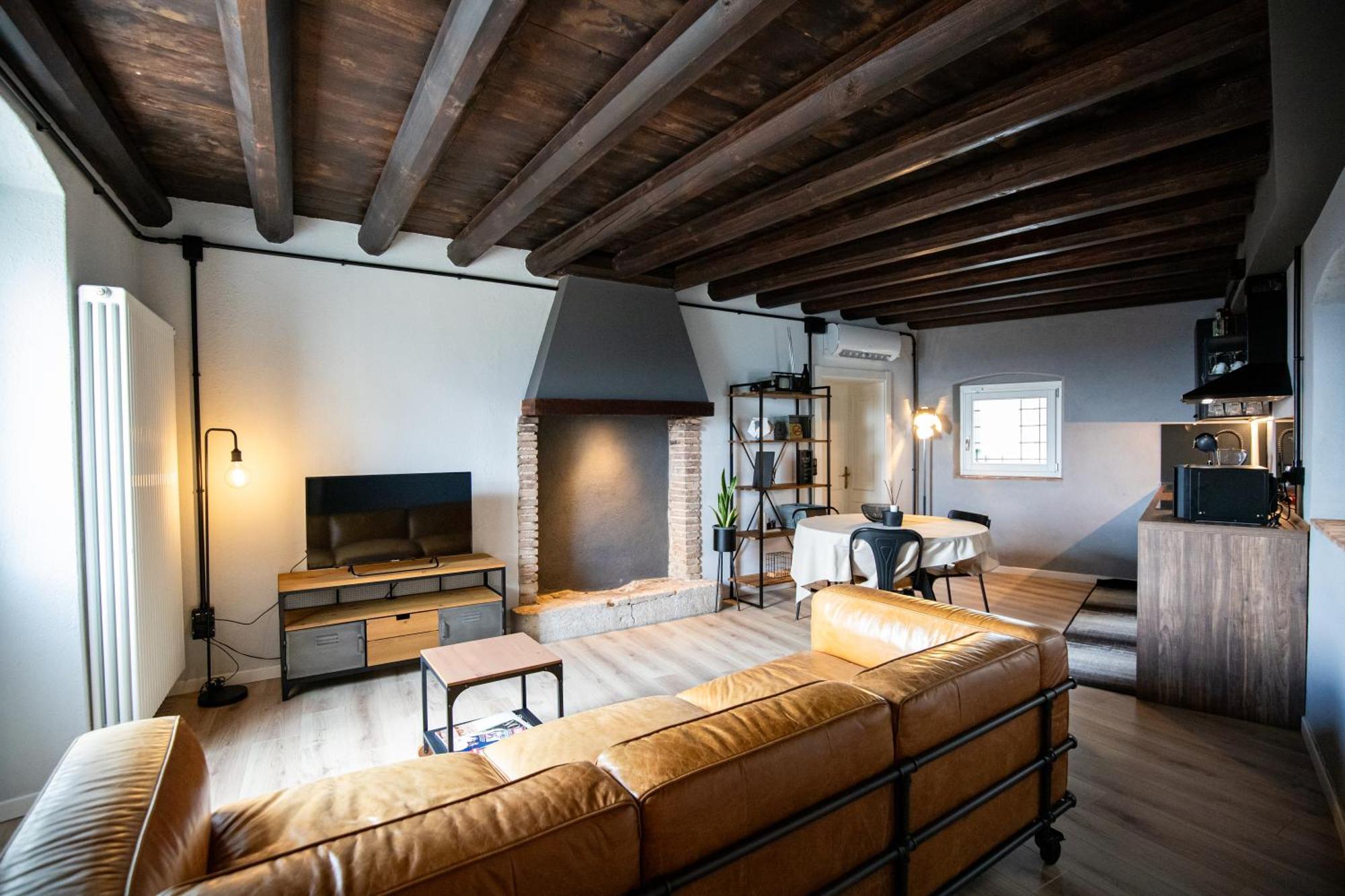 Agriturismo Maison 1933 Капріно-Веронезе Екстер'єр фото